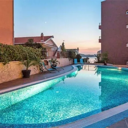 Apartament Getaway Penthouse, Stunning Sun N Ocean Views *