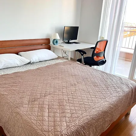 Getaway Penthouse, Stunning Sun N Ocean Views * Trogir